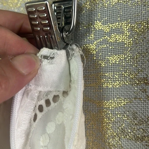 Banana Republic White Cotton Eyelet Lace Skirt Size 4 - Picture 7 of 13